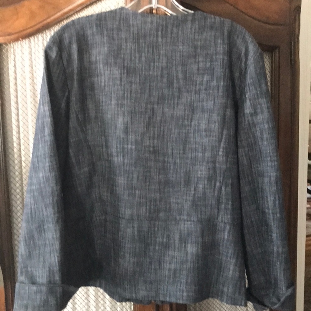 JM Collection Detailed Jean Jacket - Picture 2 of 7